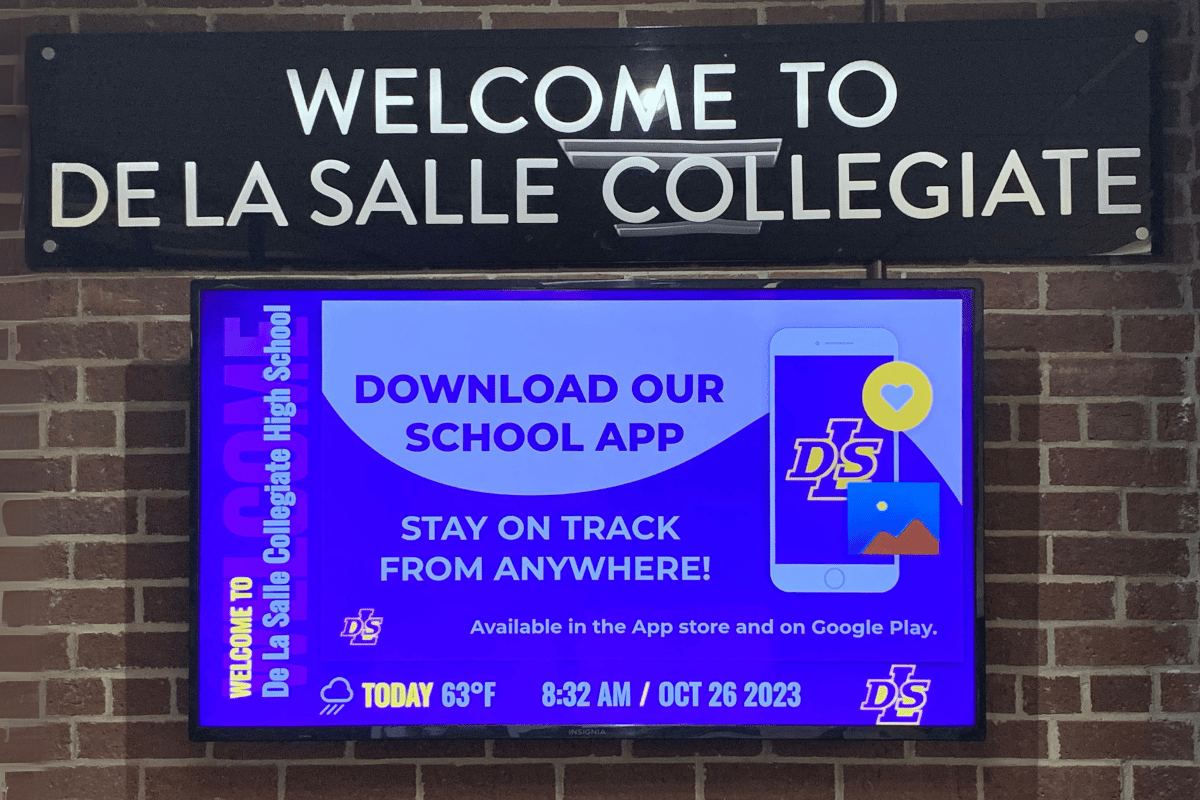 Digital Signage at De La Salle Collegiate High School A Path to